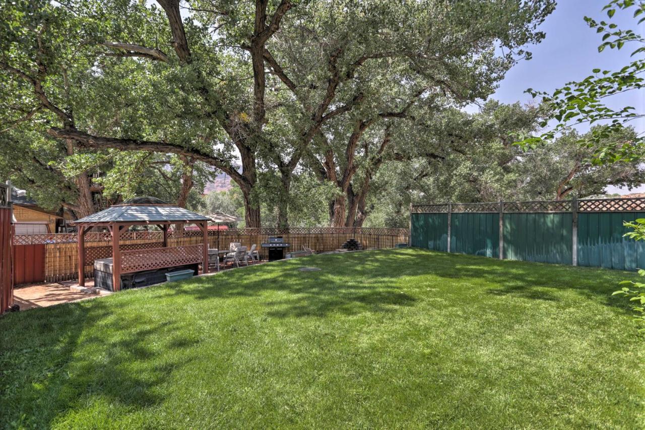 Rustic Retreat Moab Townhome With Grill And Fire Pit Exterior foto