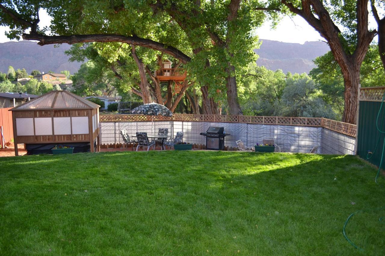 Rustic Retreat Moab Townhome With Grill And Fire Pit Exterior foto